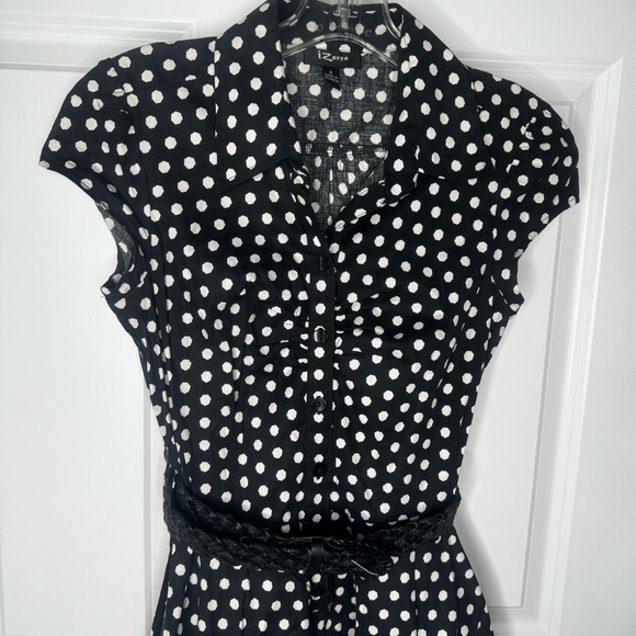 IZ Byer Black and White Polkadot Dress Size S with Cap Sleeves - Picture 2 of 12